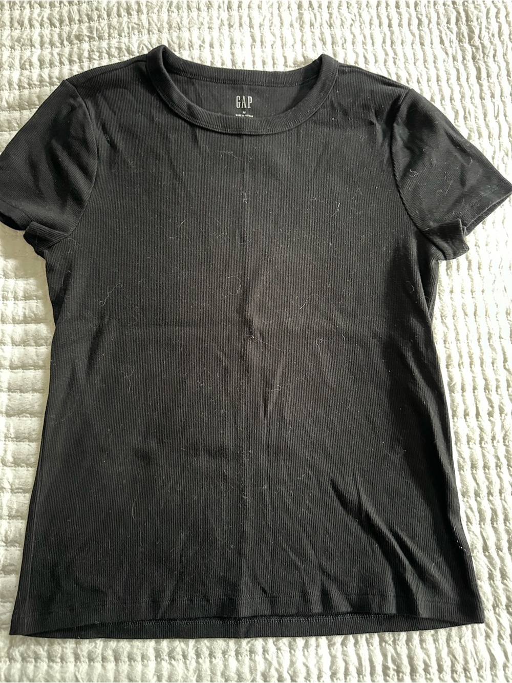 GAP Black Short Sleeve Crewneck Tee